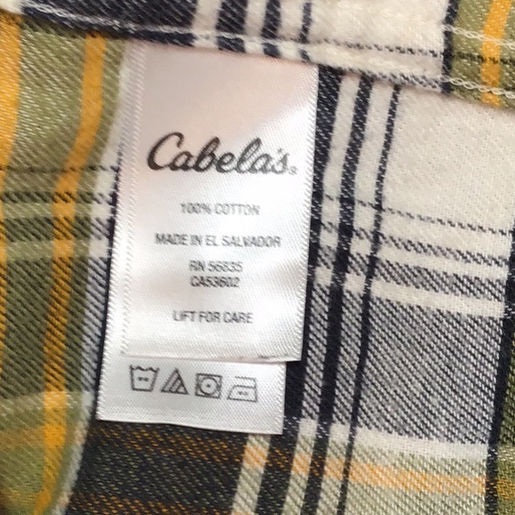 CABELAS Men’s long sleeved shirt - 2XL - Picture 6 of 8